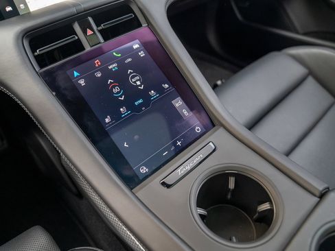 Used 2025 Porsche Taycan 4S image 18