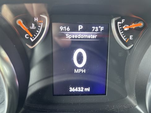 Used 2022 Jeep Gladiator Sport AWD/4WD image 23