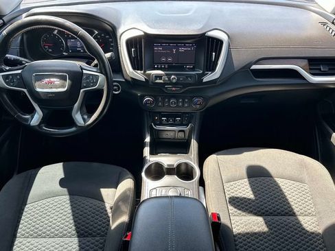 Used 2021 GMC Terrain SLE w/ Driver Convenience Package FWD image 12