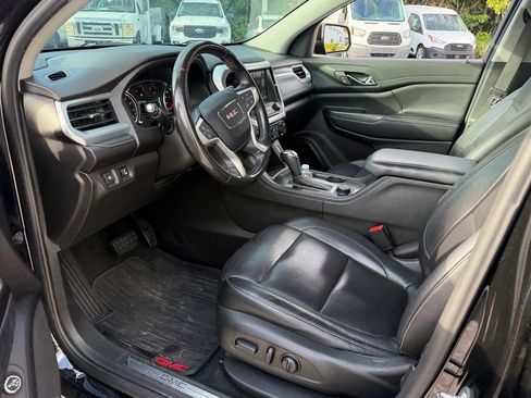 Used 2019 GMC Acadia SLT w/ Black Edition FWD image 11