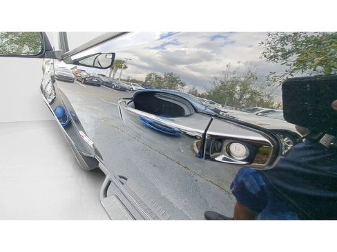 Used 2019 Chevrolet Colorado Z71 w/ Z71 Midnight Edition image 7