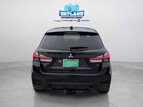 Used 2021 Mitsubishi Outlander Sport SE image 4