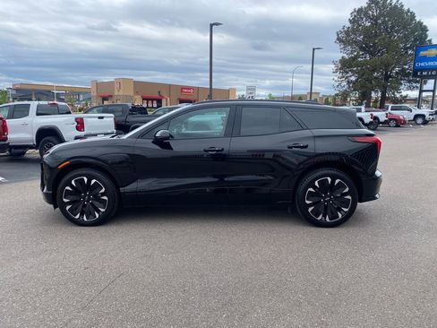 Used 2025 Chevrolet Blazer EV RS AWD/4WD image 2