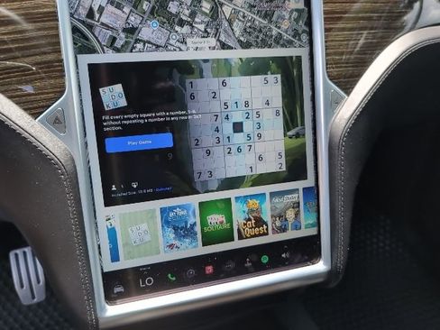 Used 2016 Tesla Model X Performance AWD/4WD image 16