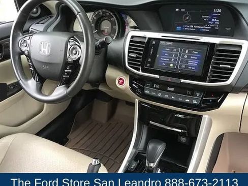 Used 2017 Honda Accord EX-L image 15