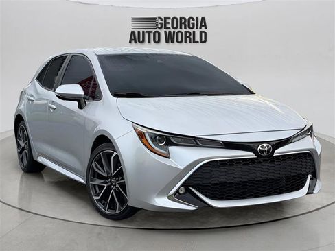 Used 2019 Toyota Corolla XSE FWD image 2