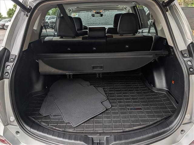 Used 2017 Toyota RAV4 Platinum AWD/4WD image 17
