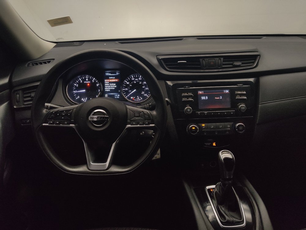Used 2017 Nissan Rogue S AWD/4WD image 22