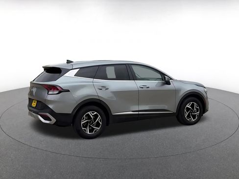 Used 2025 Kia Sportage LX FWD image 14