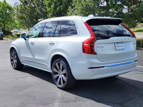 Used 2023 Volvo XC90 B6 Ultimate AWD/4WD image 3