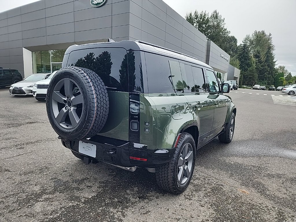 New 2026 Land Rover Defender 110 X-Dynamic SE AWD/4WD image 5