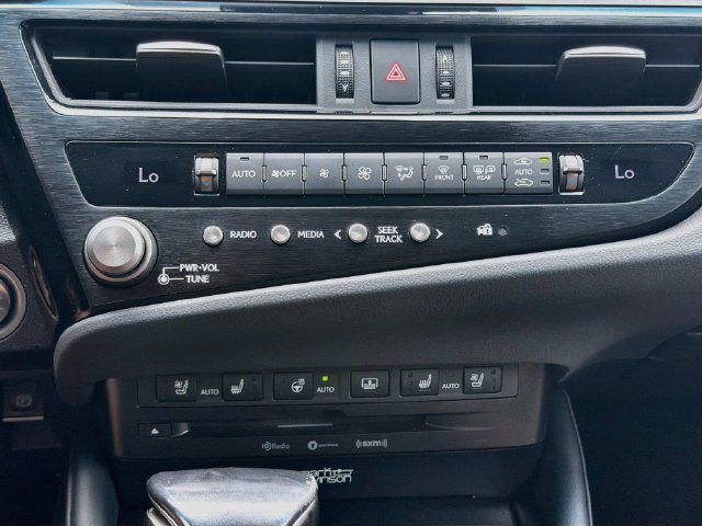 Used 2022 Lexus ES 350 Ultra Luxury w/ Accessory Package 2 FWD image 46