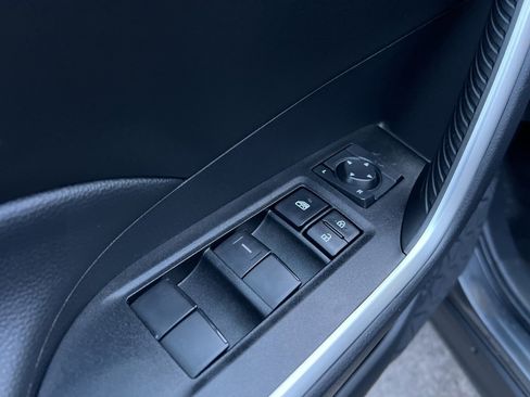 Used 2025 Toyota RAV4 LE image 13