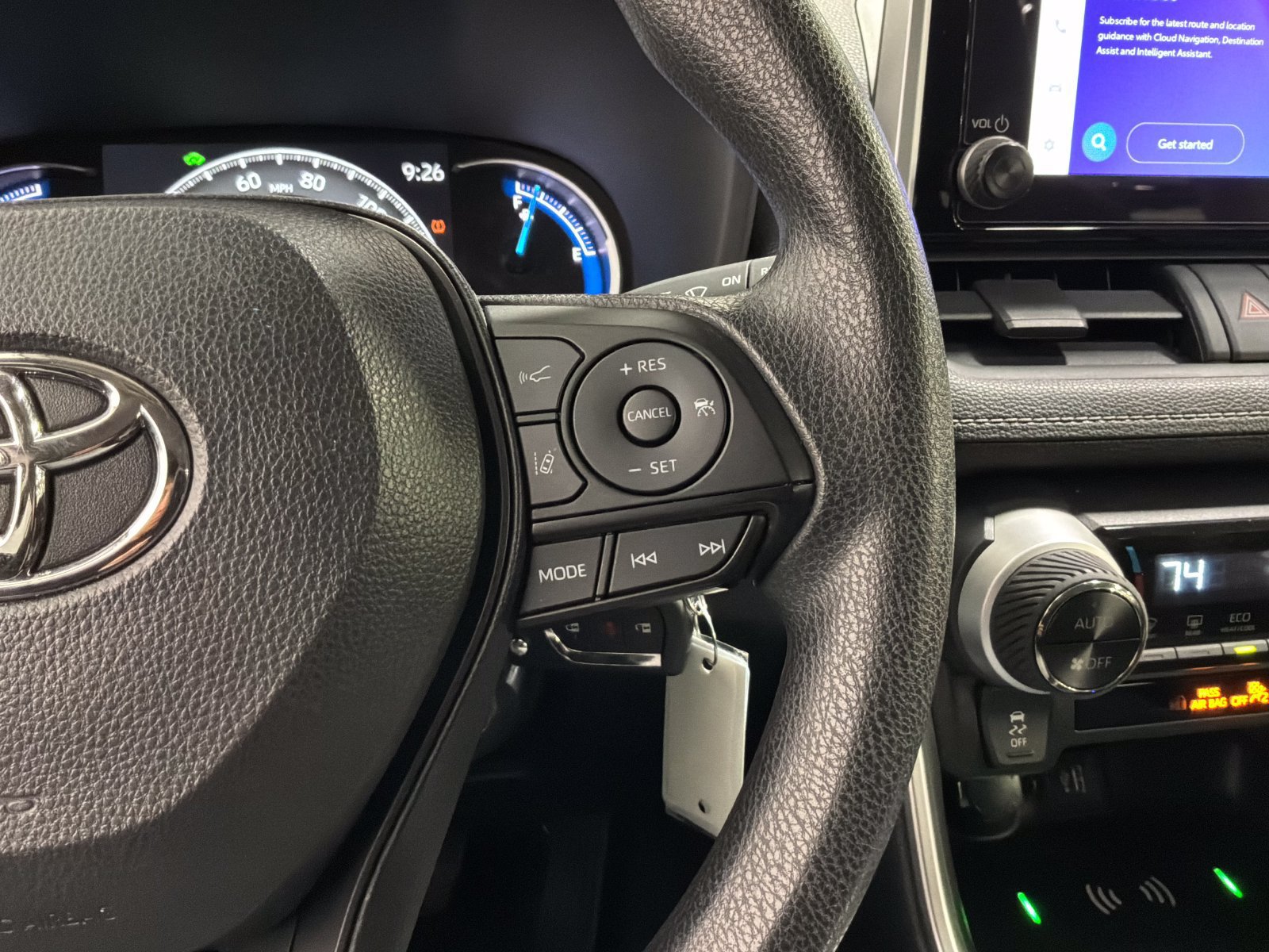 Used 2025 Toyota RAV4 LE AWD/4WD image 19