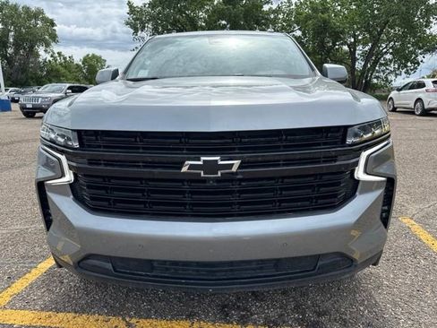 Used 2023 Chevrolet Suburban RST w/ Luxury Package AWD/4WD image 9