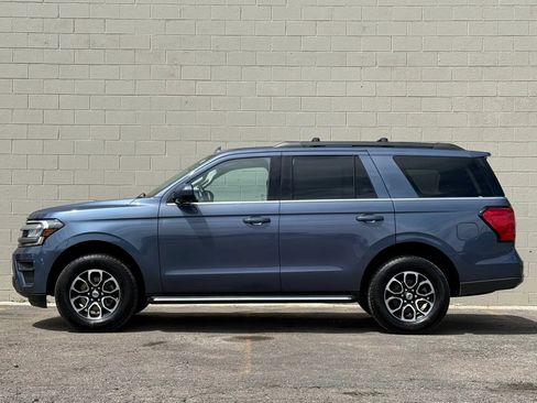 Used 2022 Ford Expedition XLT AWD/4WD image 4