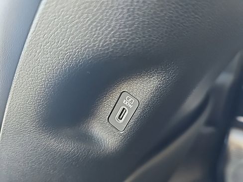 New 2026 Hyundai Ioniq 9 Limited image 40