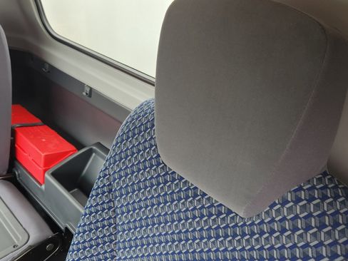 New 2024 Chevrolet Low Cab Forward image 18