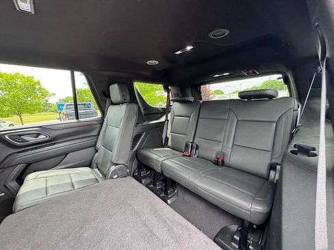 Used 2023 Chevrolet Tahoe LT RWD image 13