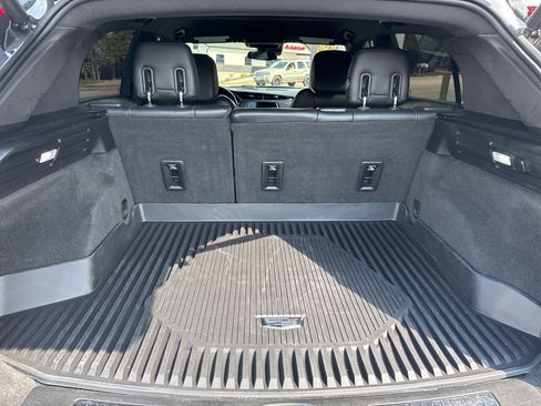 Used 2020 Cadillac XT4 Premium Luxury image 13