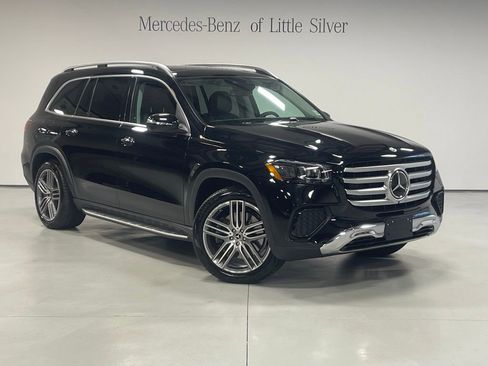 Used 2026 Mercedes-Benz GLS 450 4MATIC image 8