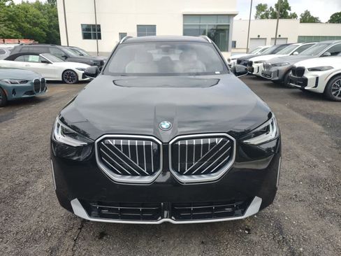 Used 2025 BMW X3 xDrive30i w/ Premium Package image 2