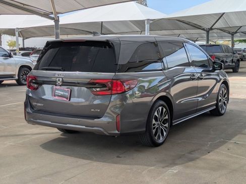 Certified 2025 Honda Odyssey Elite image 5