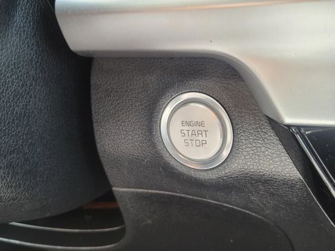 Used 2020 Kia Telluride S FWD image 30