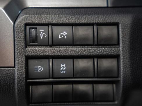 New 2026 Toyota Tacoma SR5 AWD/4WD image 39