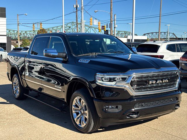 Used 2024 RAM 1500 Limited AWD/4WD image 7