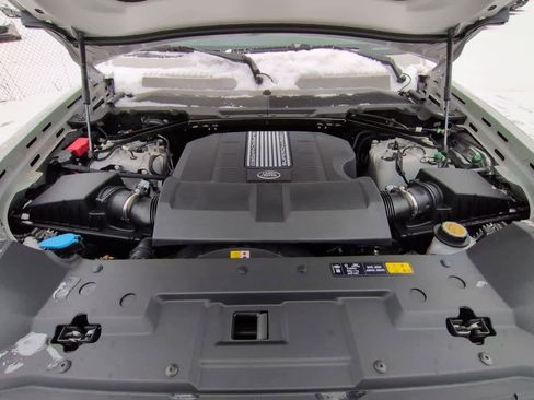 New 2026 Land Rover Defender 110 X-Dynamic SE image 32