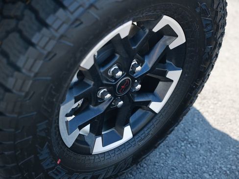 New 2026 Jeep Gladiator Rubicon AWD/4WD image 9