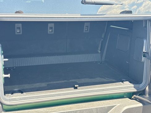 Used 2025 Ford Bronco Outer Banks AWD/4WD image 8