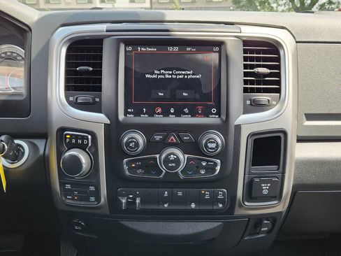 Used 2018 RAM 1500 Big Horn AWD/4WD image 19