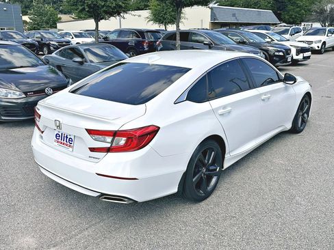 Used 2019 Honda Accord Sport image 14