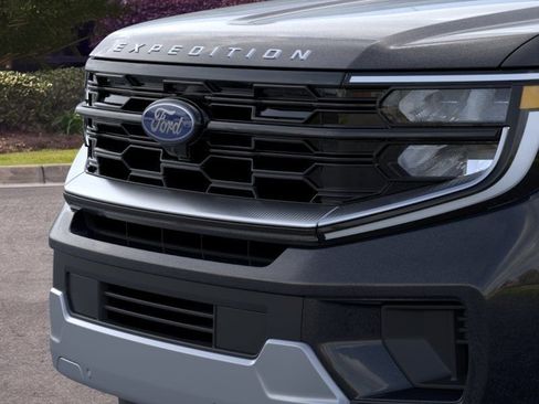 New 2026 Ford Expedition Max Platinum w/ Platinum Ultimate Package AWD/4WD image 40