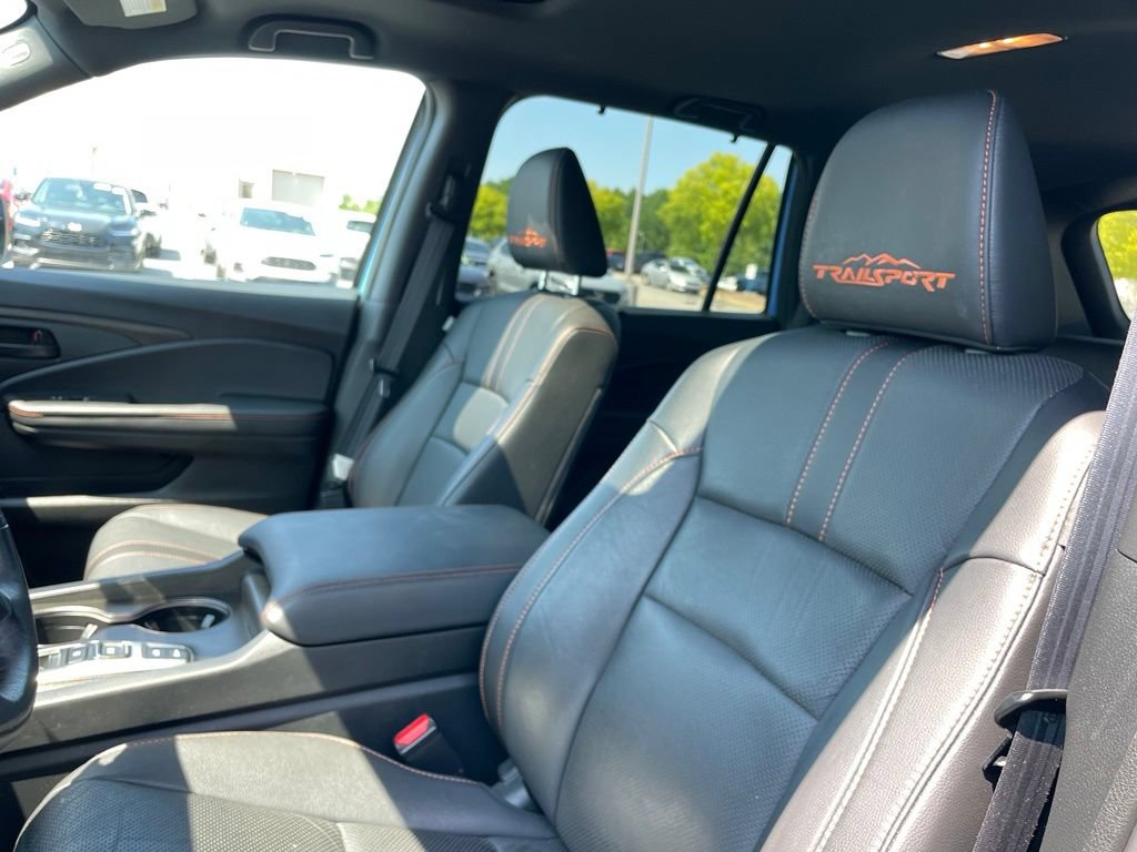 Certified 2025 Honda Passport TrailSport image 26