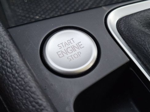 Used 2022 Volkswagen Jetta SE FWD image 22