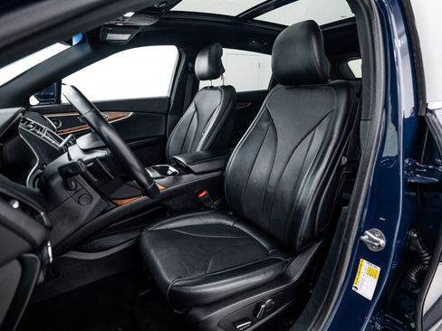 Used 2019 Lincoln Nautilus Reserve image 15