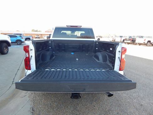 Used 2025 Chevrolet Silverado 2500 LT w/ Convenience Package image 5