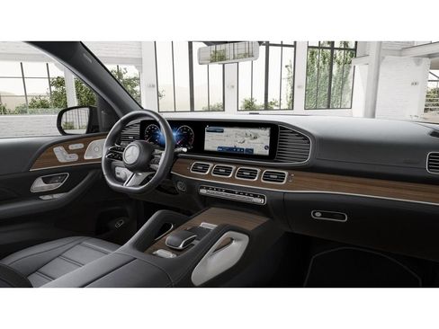 New 2026 Mercedes-Benz GLS 450 4MATIC image 6