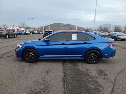 Used 2024 Volkswagen Jetta GLI 40th Anniversary Edition image 11