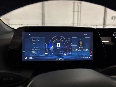 Used 2025 Chevrolet Equinox LT FWD image 40