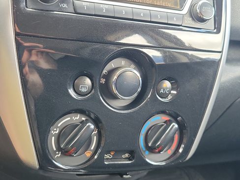 Used 2016 Nissan Versa Note SV FWD image 22