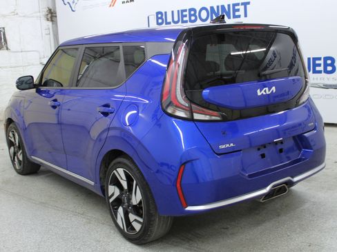 Used 2023 Kia Soul GT-Line w/ GT-Line Technology Package image 7