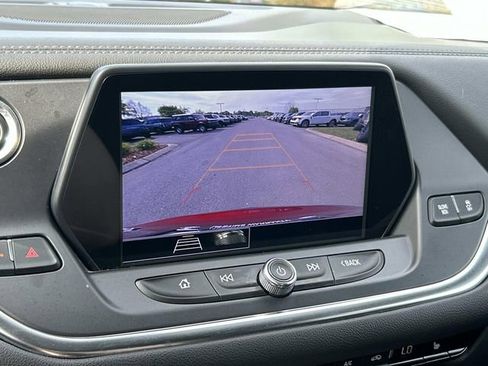 Used 2021 Chevrolet Blazer LT FWD image 38