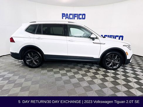 Used 2023 Volkswagen Tiguan SE AWD/4WD image 8