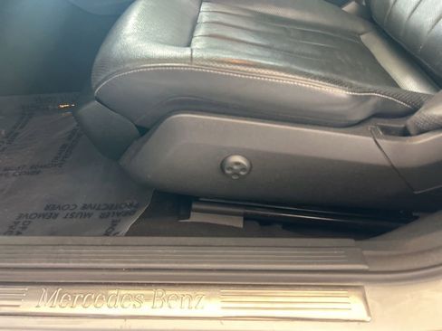 Used 2014 Mercedes-Benz E 550 4MATIC Sedan image 39