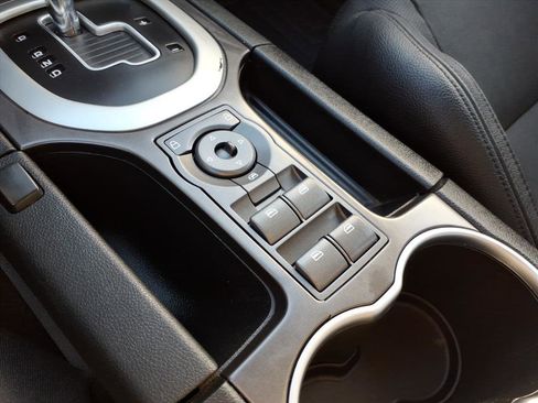 Used 2009 Pontiac G8 w/ Premium Package image 23