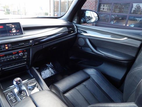 Used 2016 BMW X5 M image 17